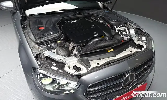 Mercedes-Benz E-Class 2022 2.0 автомат (гидро), миниатюра 6