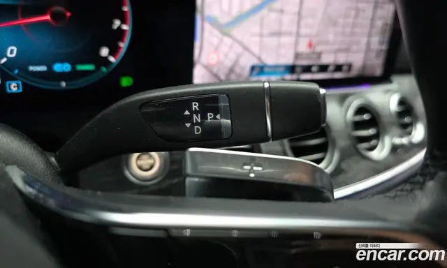 Mercedes-Benz E-Class 2022 2.0 автомат (гидро), миниатюра 9