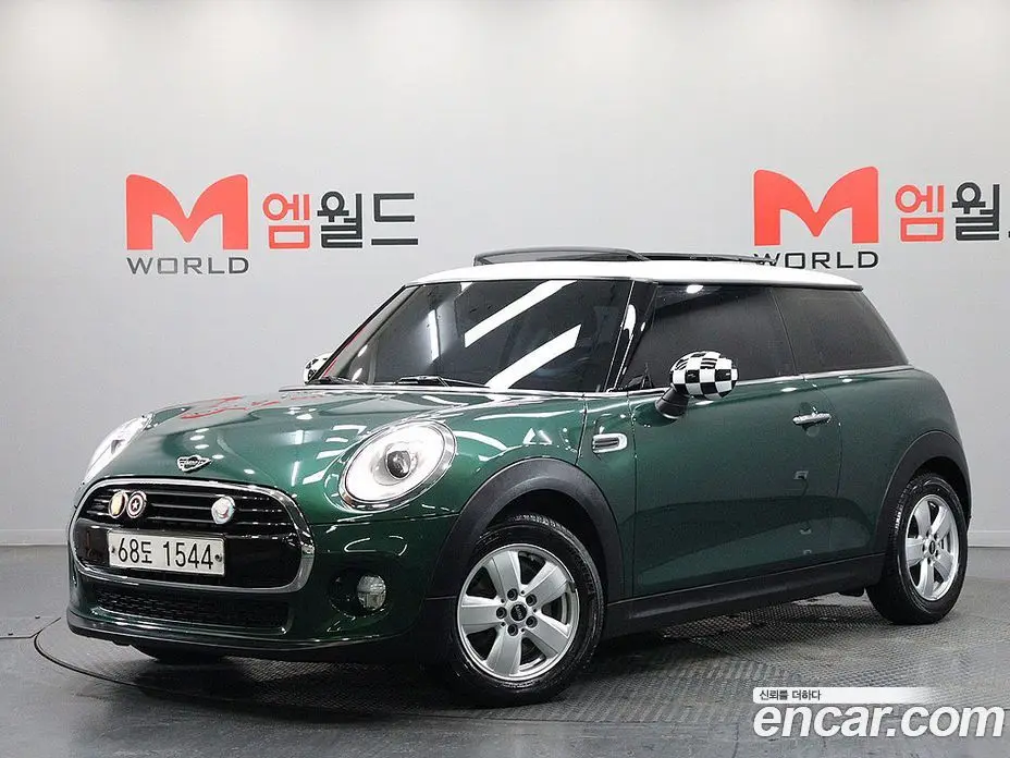 Mini Cooper 2017 1.5 автомат (гидро), фото 1 Mini Cooper 2017 1.5 автомат (гидро), фото 1