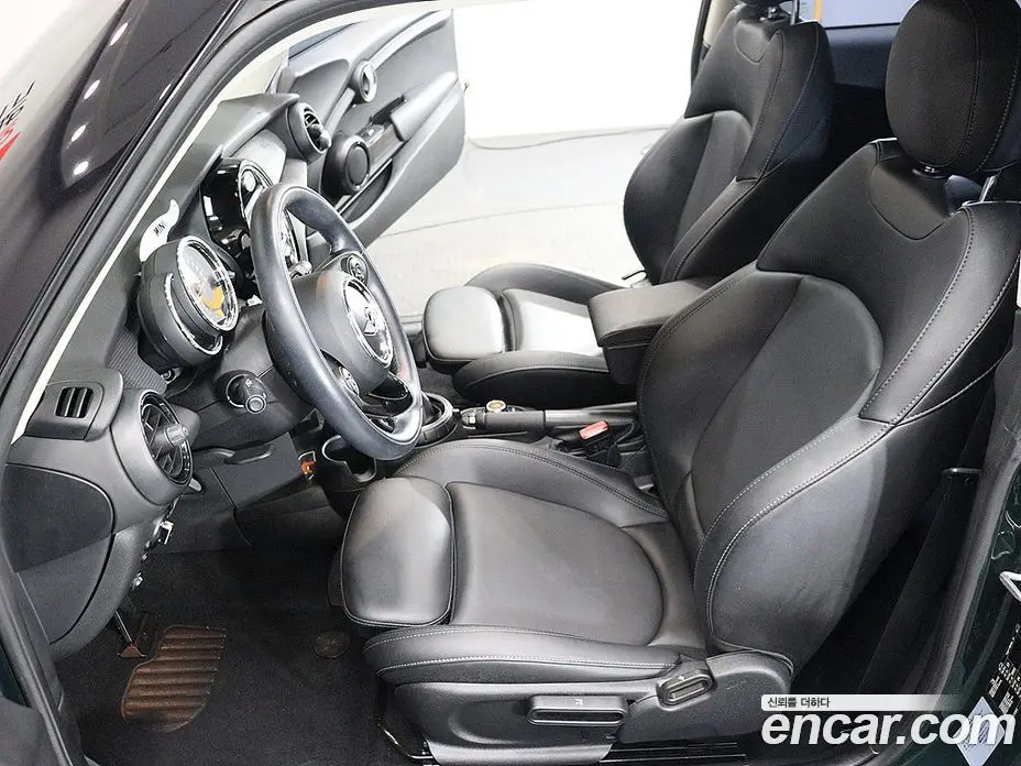 Mini Cooper 2017 1.5 автомат (гидро), фото 18 Mini Cooper 2017 1.5 автомат (гидро), фото 18