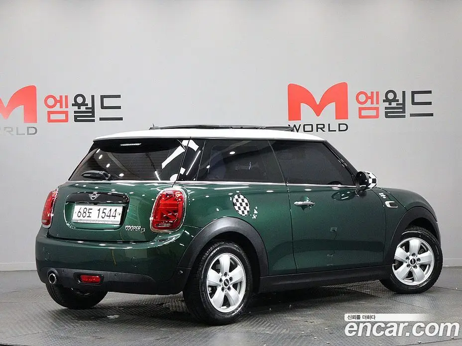 Mini Cooper 2017 1.5 автомат (гидро), фото 3 Mini Cooper 2017 1.5 автомат (гидро), фото 3
