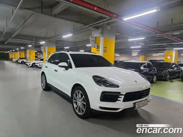 Porsche Cayenne 2019 3.0 автомат (гидро), миниатюра 3