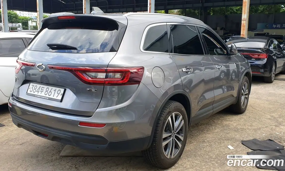 Renault (Samsung) QM6 2017 2.0 автомат (гидро), фото 4 Renault (Samsung) QM6 2017 2.0 автомат (гидро), фото 4