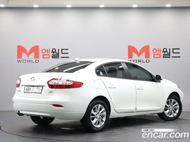 Renault (Samsung) SM3 2014 1.6 автомат (гидро), миниатюра 3 Renault (Samsung) SM3 2014 1.6 автомат (гидро), миниатюра 3