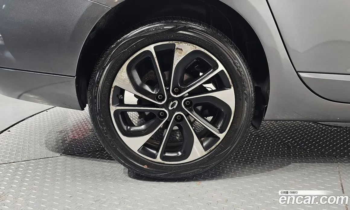 Renault (Samsung) SM3 2015 1.6 автомат (гидро), фото 5 Renault (Samsung) SM3 2015 1.6 автомат (гидро), фото 5