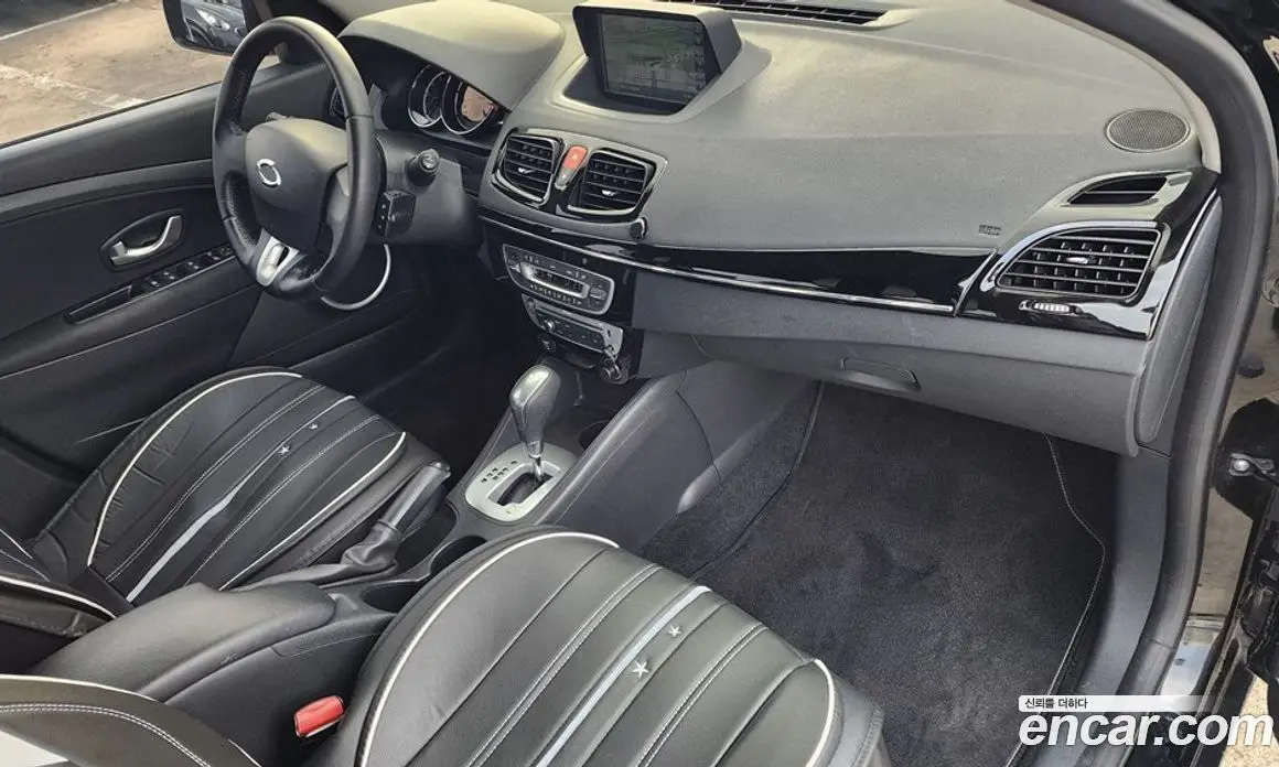 Renault (Samsung) SM3 2016 1.6 автомат (гидро), фото 9 Renault (Samsung) SM3 2016 1.6 автомат (гидро), фото 9