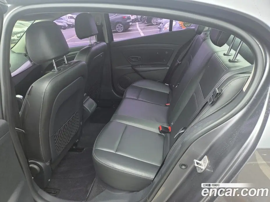 Renault (Samsung) SM3 2016 1.6 автомат (гидро), фото 6 Renault (Samsung) SM3 2016 1.6 автомат (гидро), фото 6
