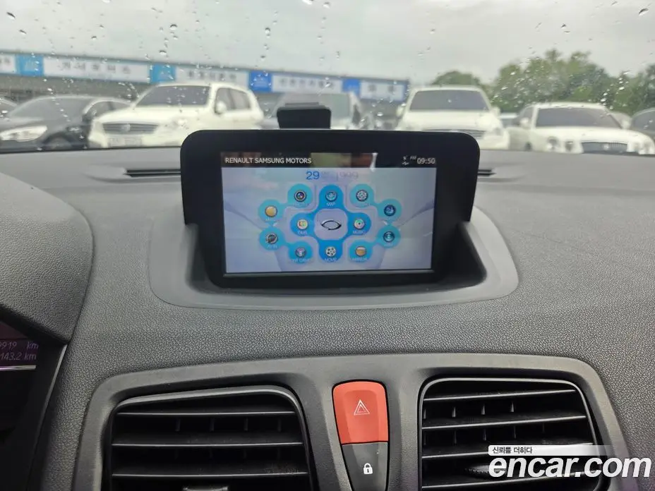 Renault (Samsung) SM3 2016 1.6 автомат (гидро), фото 8 Renault (Samsung) SM3 2016 1.6 автомат (гидро), фото 8