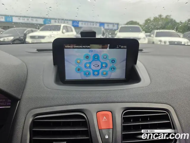 Renault (Samsung) SM3 2016 1.6 автомат (гидро), миниатюра 8 Renault (Samsung) SM3 2016 1.6 автомат (гидро), миниатюра 8