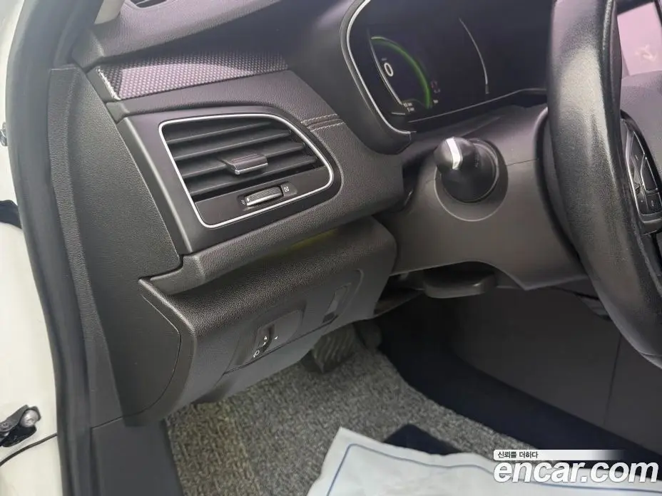 Renault (Samsung) SM6 2016 2.0 автомат (гидро), фото 13 Renault (Samsung) SM6 2016 2.0 автомат (гидро), фото 13