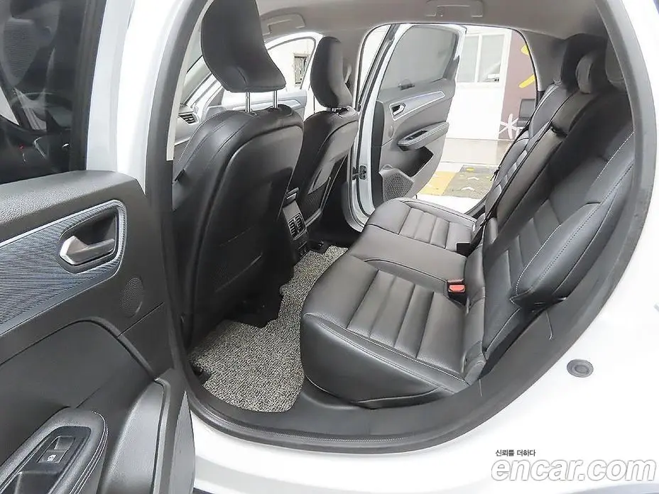 Renault (Samsung) XM3 2021 1.6 автомат (гидро), фото 9 Renault (Samsung) XM3 2021 1.6 автомат (гидро), фото 9