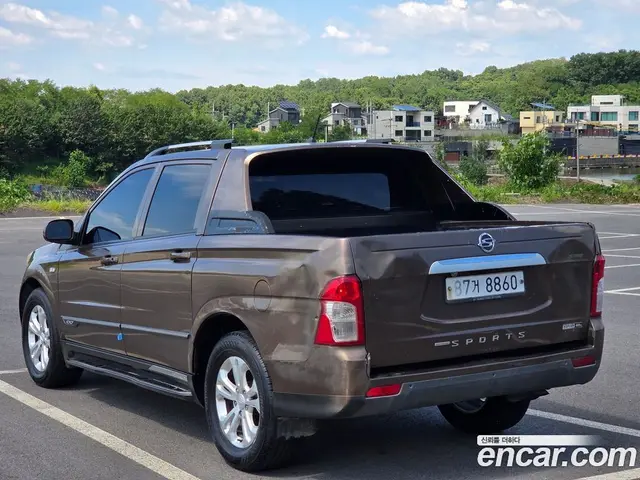 SsangYong Korando 2016 2.0 автомат (гидро), миниатюра 2