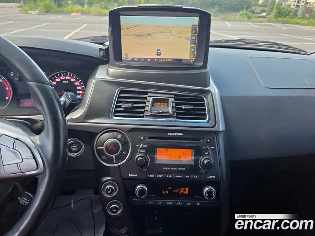 SsangYong Korando 2016 2.0 автомат (гидро), миниатюра 11