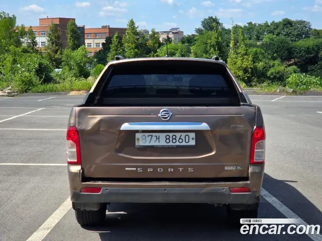 SsangYong Korando 2016 2.0 автомат (гидро), миниатюра 4
