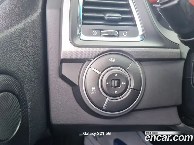 SsangYong Korando 2016 2.0 автомат (гидро), миниатюра 10