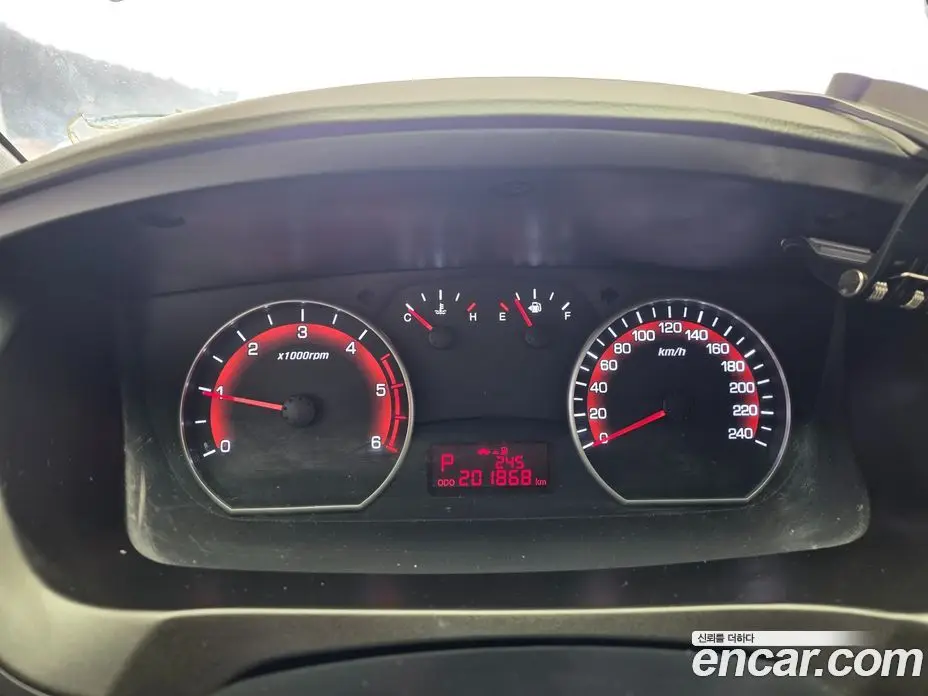 SsangYong Korando 2017 2.2 автомат (гидро), фото 8
