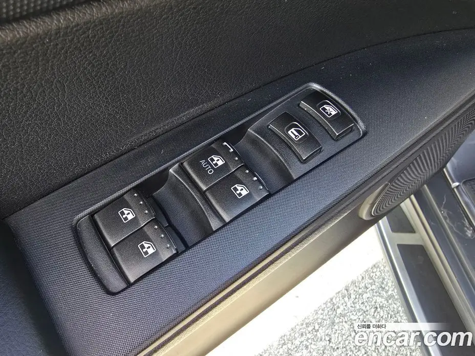 SsangYong Korando 2017 2.2 автомат (гидро), фото 17 SsangYong Korando 2017 2.2 автомат (гидро), фото 17