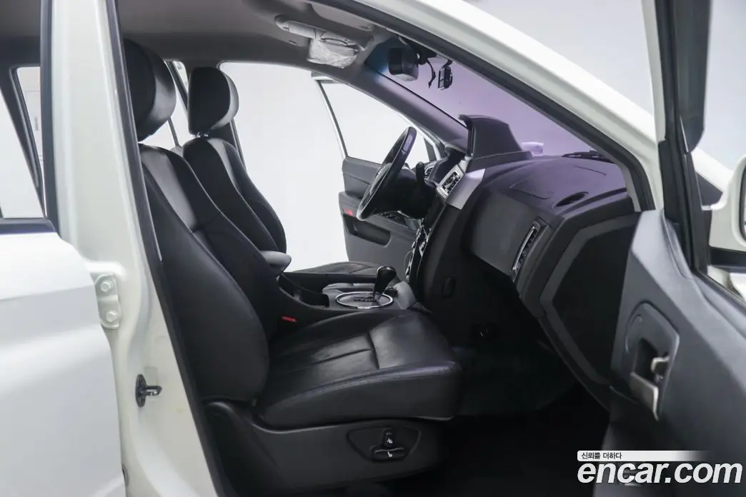 SsangYong Korando 2017 2.2 автомат (гидро), фото 11 SsangYong Korando 2017 2.2 автомат (гидро), фото 11