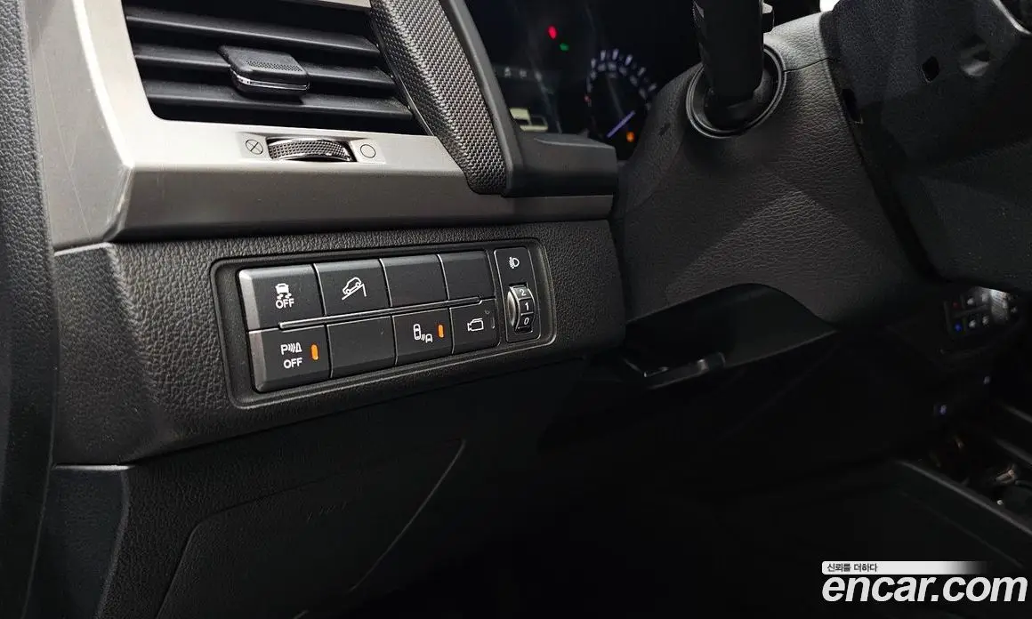 SsangYong Rexton 2018 2.2 автомат (гидро), фото 17