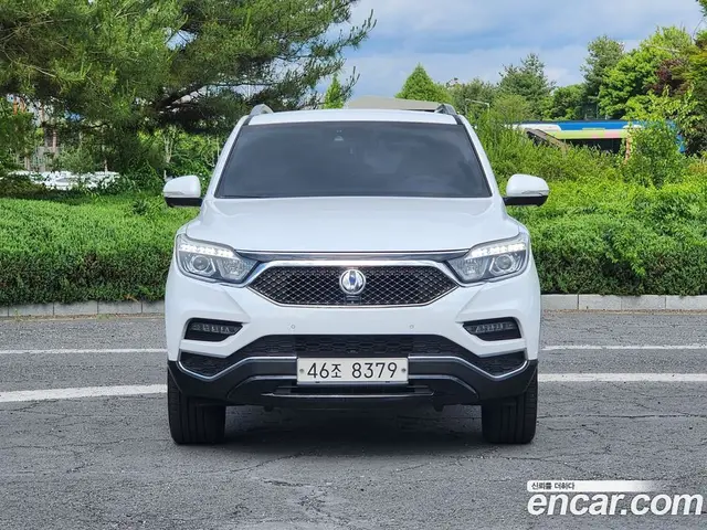 SsangYong Rexton 2018 2.2 автомат (гидро), миниатюра 2 SsangYong Rexton 2018 2.2 автомат (гидро), миниатюра 2