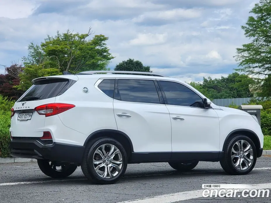 SsangYong Rexton 2018 2.2 автомат (гидро), фото 9 SsangYong Rexton 2018 2.2 автомат (гидро), фото 9