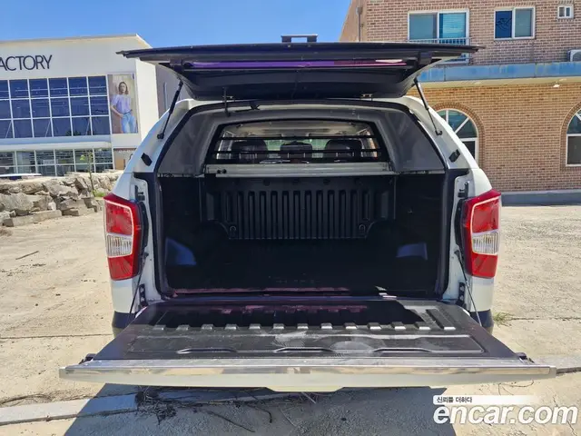 SsangYong Rexton 2018 2.2 автомат (гидро), миниатюра 9 SsangYong Rexton 2018 2.2 автомат (гидро), миниатюра 9