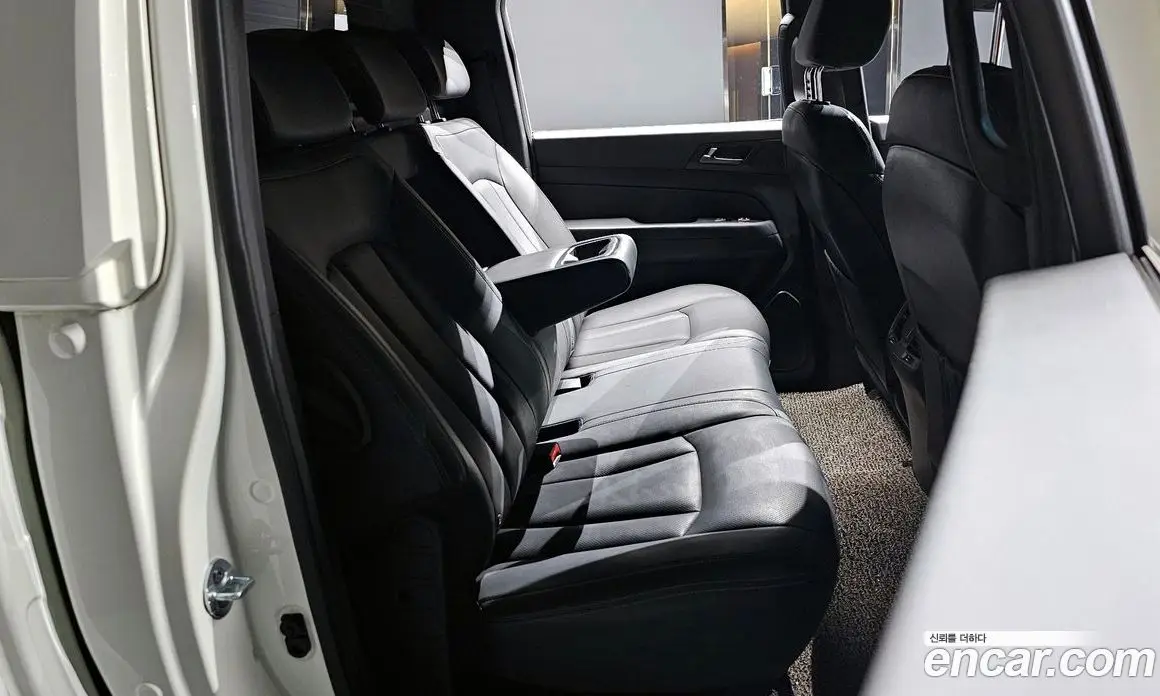 SsangYong Rexton 2019 2.2 автомат (гидро), фото 12