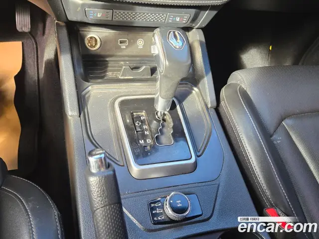 SsangYong Rexton 2019 2.2 автомат (гидро), миниатюра 9 SsangYong Rexton 2019 2.2 автомат (гидро), миниатюра 9