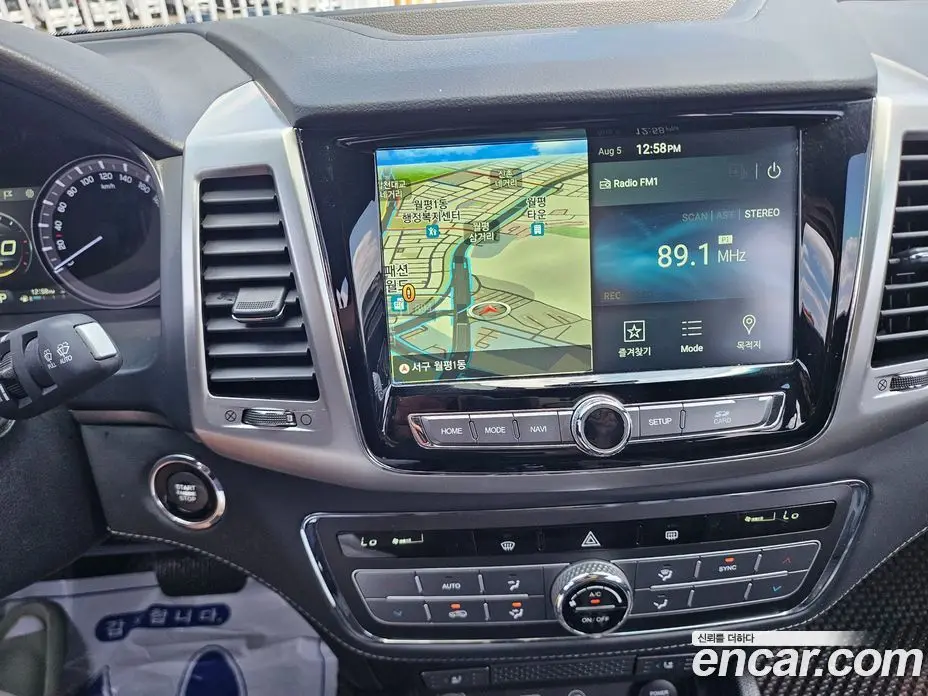 SsangYong Rexton 2019 2.2 автомат (гидро), фото 13