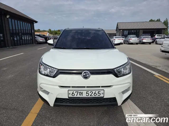 SsangYong TIBOLI 2015 1.6 автомат (гидро), миниатюра 2