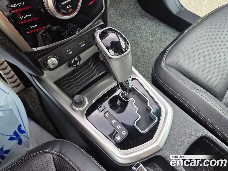 SsangYong TIBOLI 2015 1.6 автомат (гидро), фото 13
