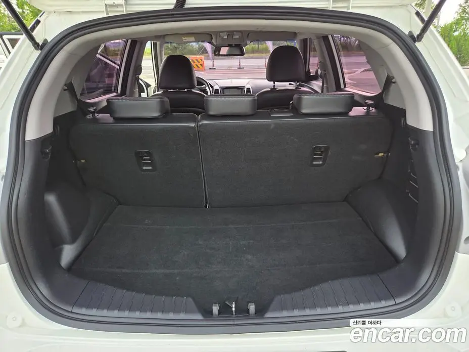 SsangYong TIBOLI 2015 1.6 автомат (гидро), фото 18
