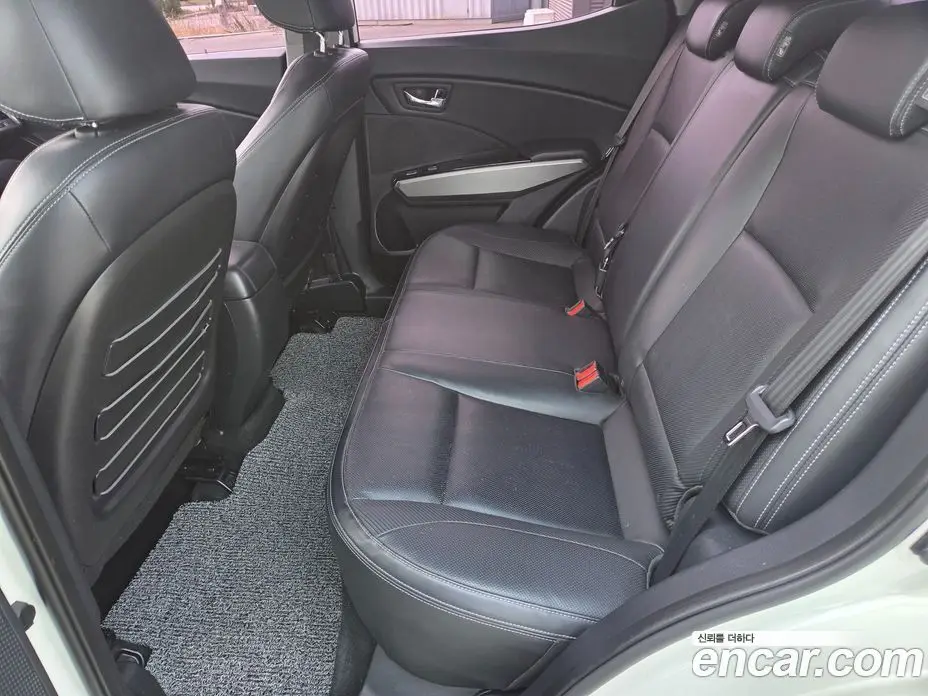 SsangYong TIBOLI 2015 1.6 автомат (гидро), фото 9