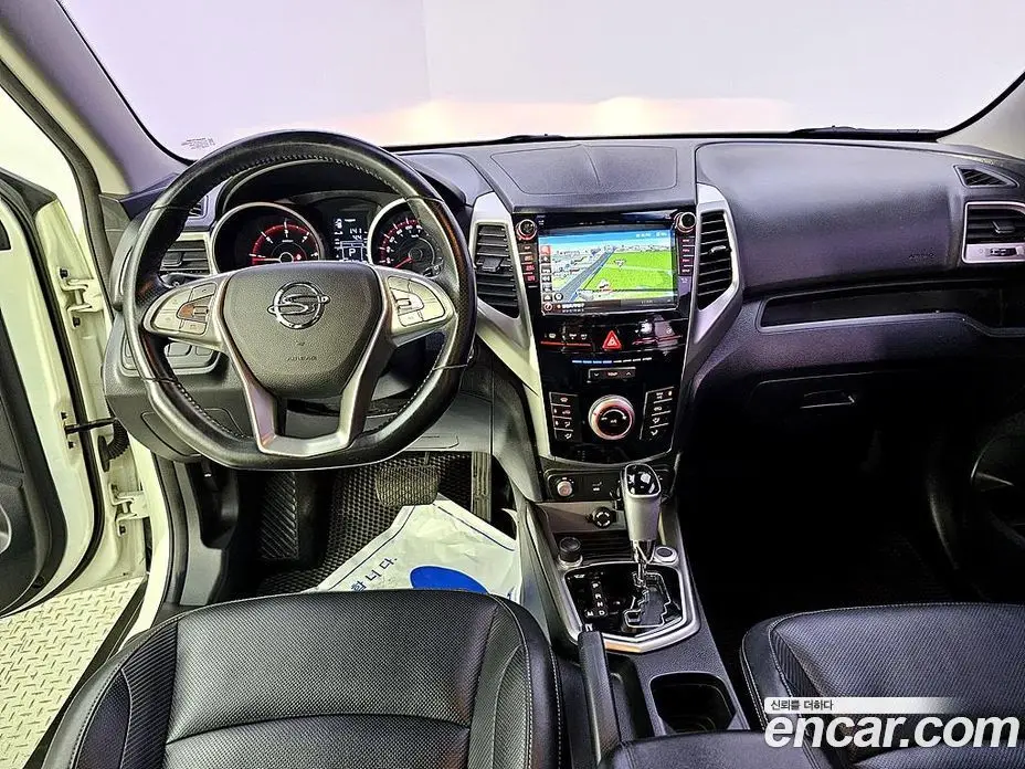 SsangYong TIBOLI 2015 1.6 автомат (гидро), фото 5