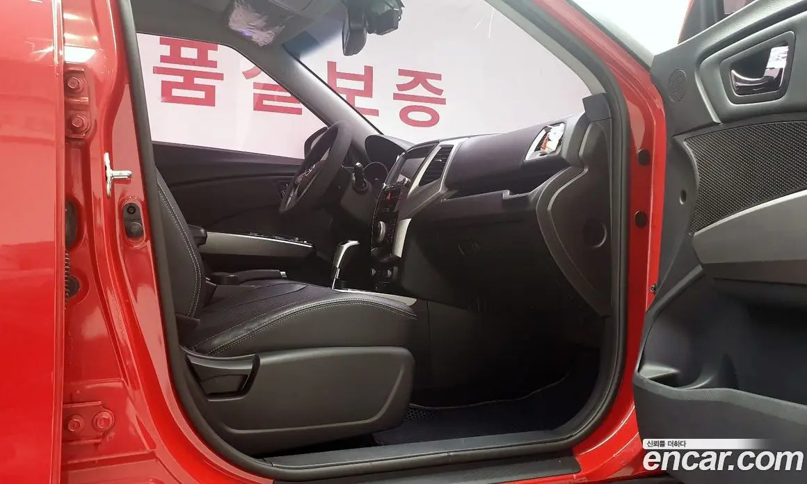 SsangYong TIBOLI 2015 1.6 автомат (гидро), фото 14 SsangYong TIBOLI 2015 1.6 автомат (гидро), фото 14