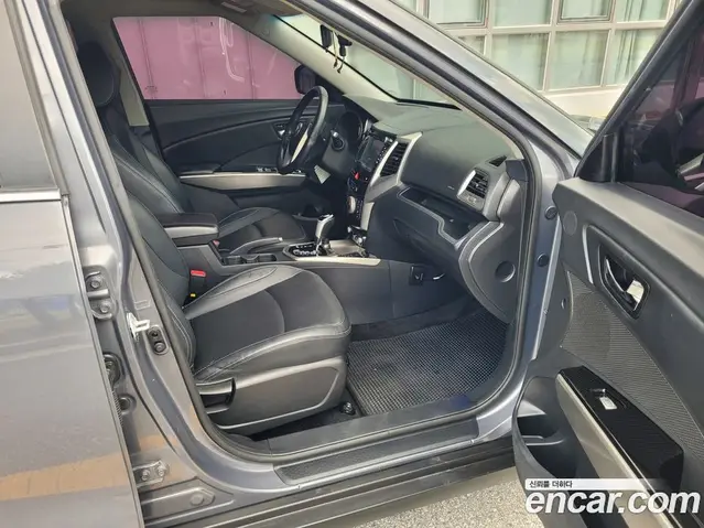 SsangYong TIBOLI 2016 1.6 автомат (гидро), миниатюра 8