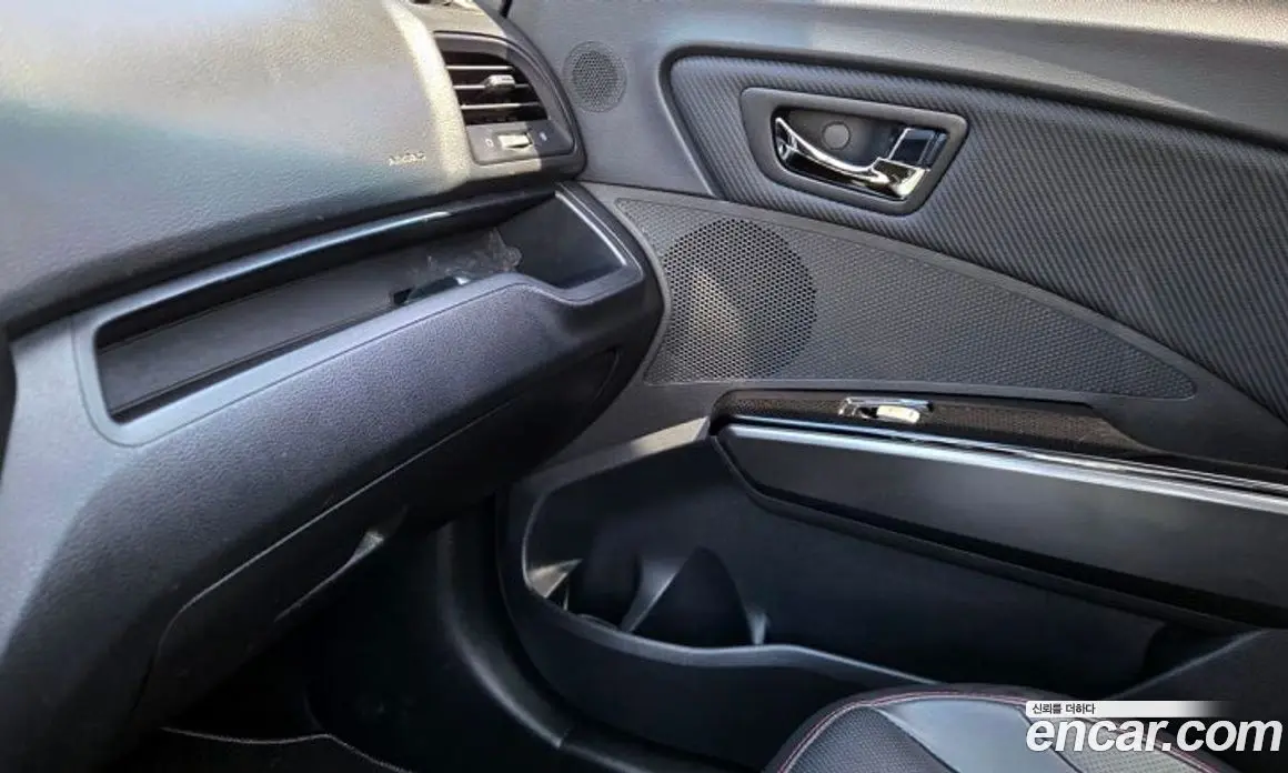 SsangYong TIBOLI 2016 1.6 автомат (гидро), фото 18 SsangYong TIBOLI 2016 1.6 автомат (гидро), фото 18