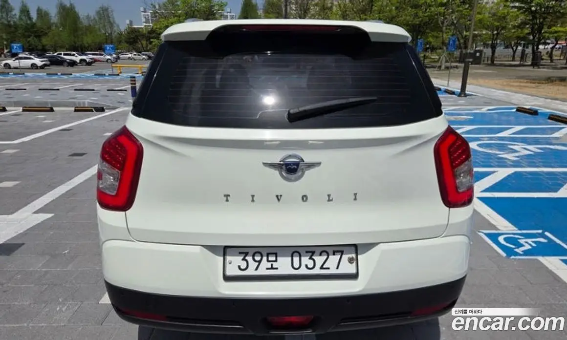 SsangYong TIBOLI 2016 1.6 автомат (гидро), фото 5 SsangYong TIBOLI 2016 1.6 автомат (гидро), фото 5