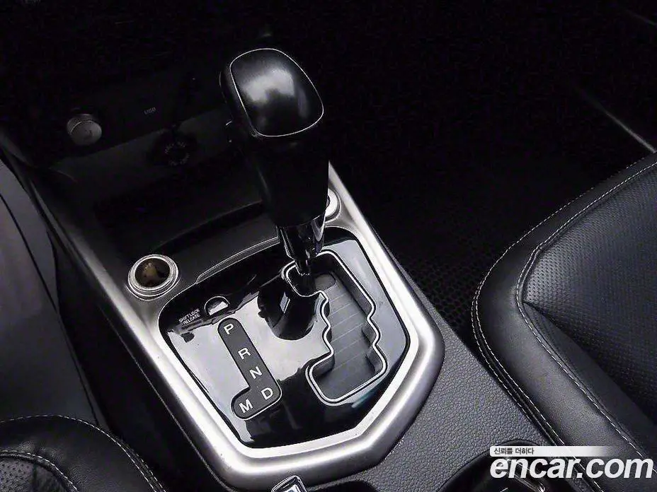SsangYong TIBOLI 2017 1.6 автомат (гидро), фото 10 SsangYong TIBOLI 2017 1.6 автомат (гидро), фото 10