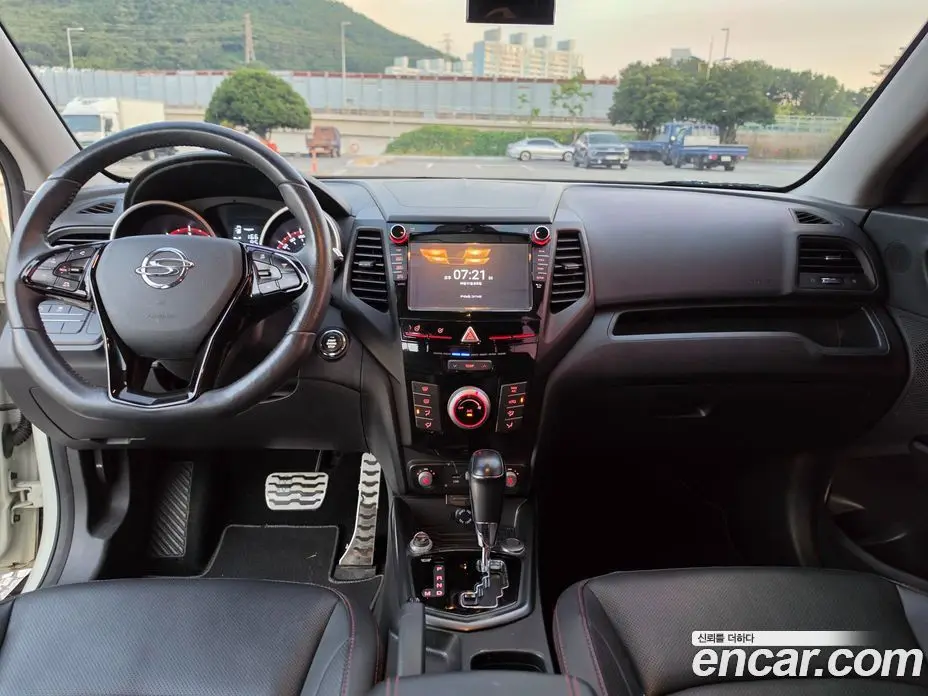 SsangYong TIBOLI 2018 1.6 автомат (гидро), фото 12 SsangYong TIBOLI 2018 1.6 автомат (гидро), фото 12