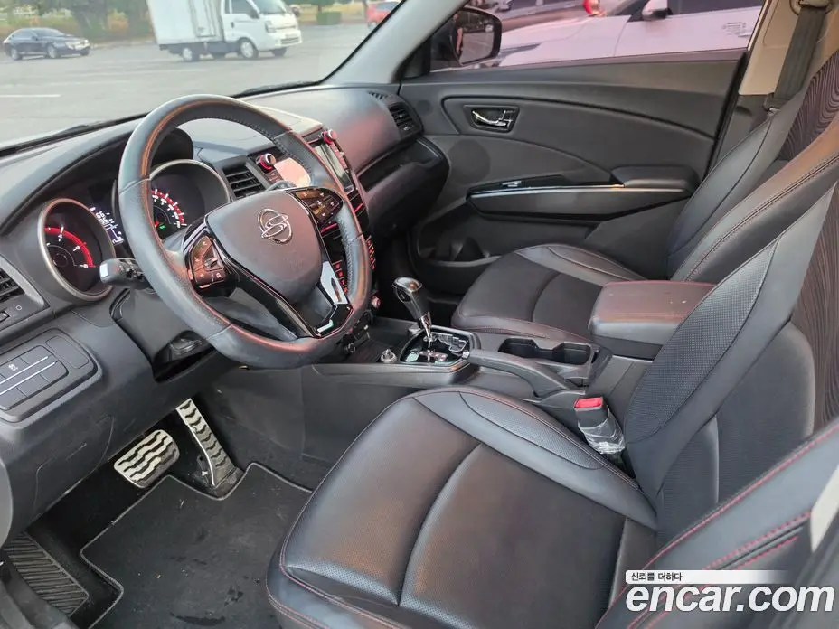 SsangYong TIBOLI 2018 1.6 автомат (гидро), фото 7 SsangYong TIBOLI 2018 1.6 автомат (гидро), фото 7