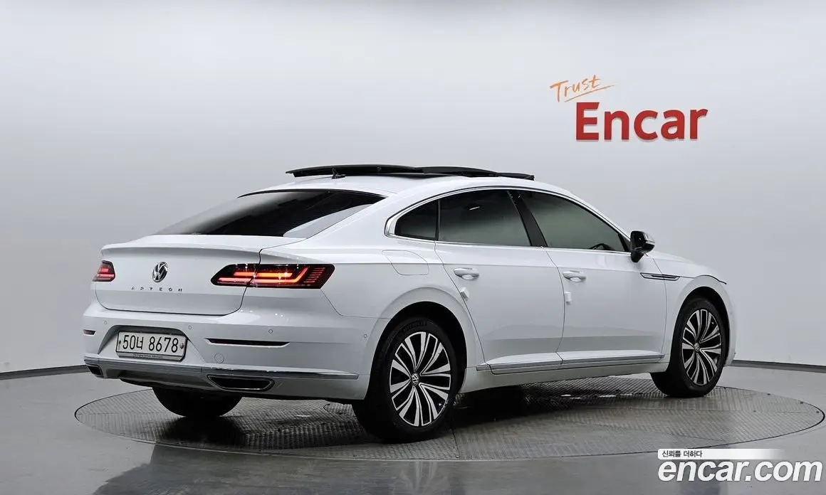 Volkswagen Arteon 2019 2.0 автомат (гидро), фото 1 Volkswagen Arteon 2019 2.0 автомат (гидро), фото 1