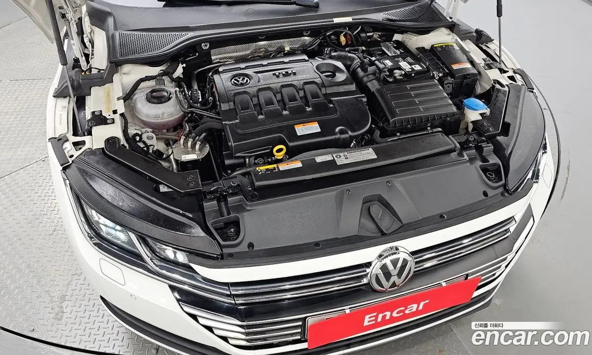 Volkswagen Arteon 2019 2.0 автомат (гидро), фото 5 Volkswagen Arteon 2019 2.0 автомат (гидро), фото 5