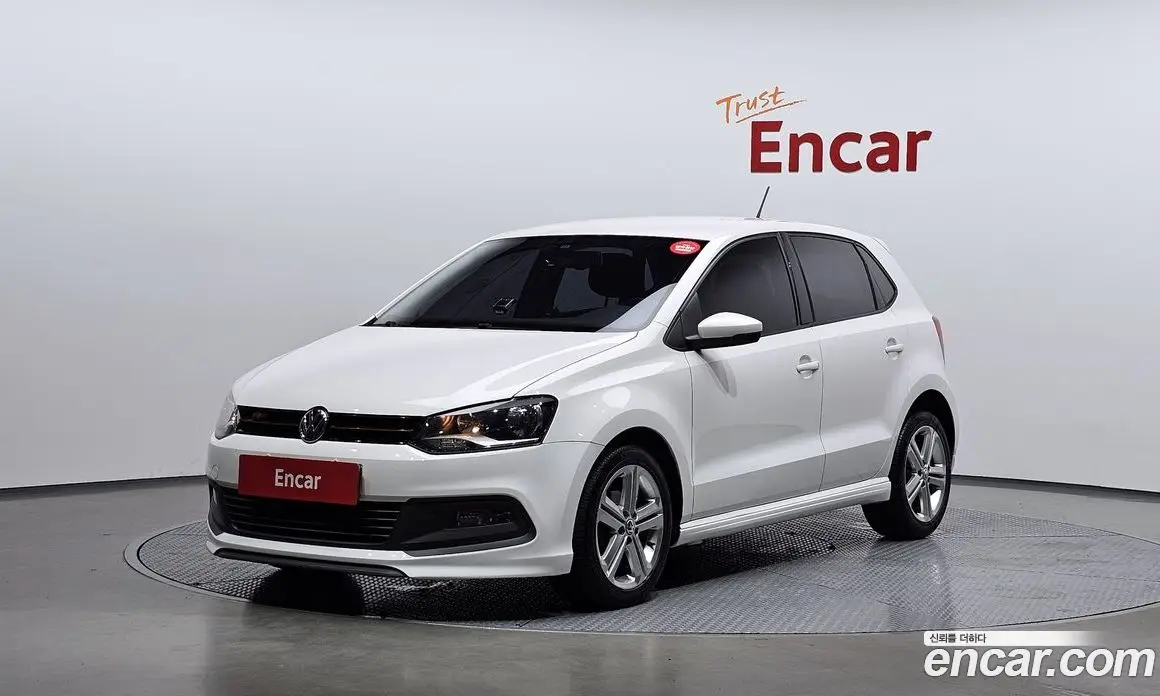Volkswagen Polo 2013 1.6 автомат (гидро), фото 1 Volkswagen Polo 2013 1.6 автомат (гидро), фото 1