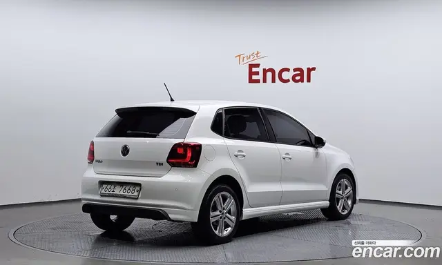 Volkswagen Polo 2013 1.6 автомат (гидро), миниатюра 2 Volkswagen Polo 2013 1.6 автомат (гидро), миниатюра 2