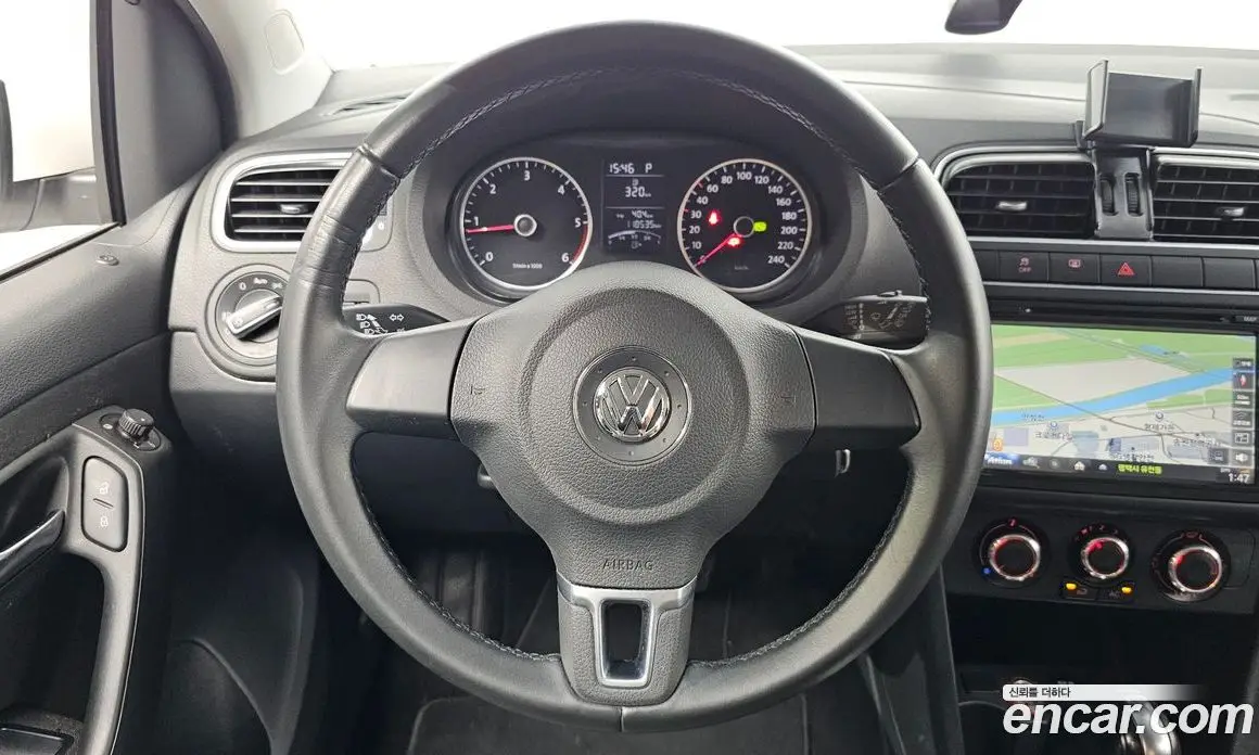 Volkswagen Polo 2013 1.6 автомат (гидро), фото 12 Volkswagen Polo 2013 1.6 автомат (гидро), фото 12