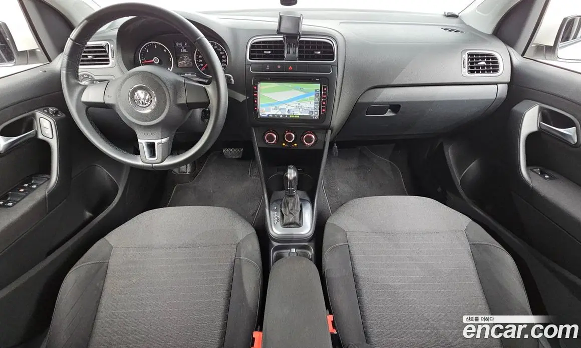 Volkswagen Polo 2013 1.6 автомат (гидро), фото 7 Volkswagen Polo 2013 1.6 автомат (гидро), фото 7