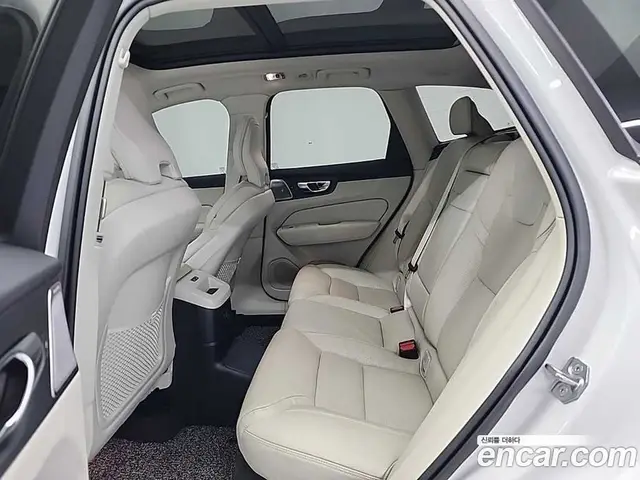 Volvo XC60 2021 2.0 автомат (гидро), миниатюра 12