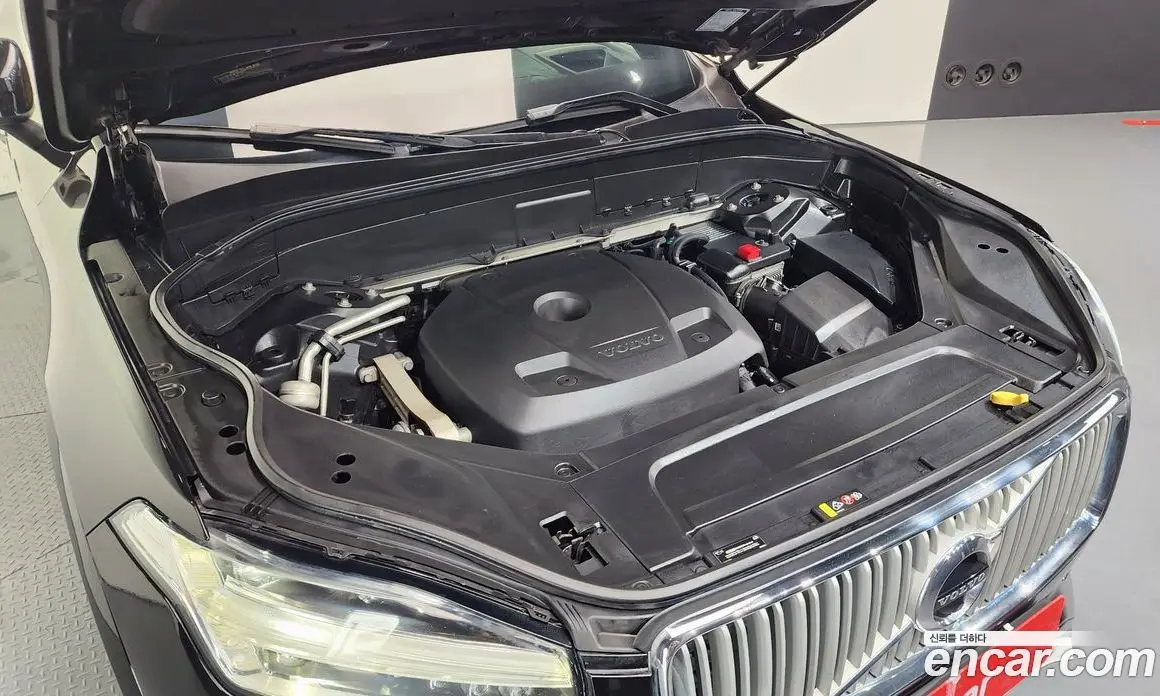 Volvo XC90 2017 2.0 автомат (гидро), фото 6 Volvo XC90 2017 2.0 автомат (гидро), фото 6