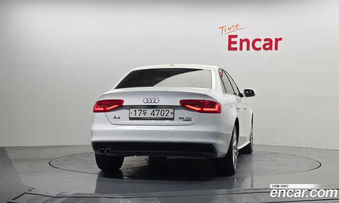 Audi A4 2015 2.0 автомат (гидро), фото 4 Audi A4 2015 2.0 автомат (гидро), фото 4